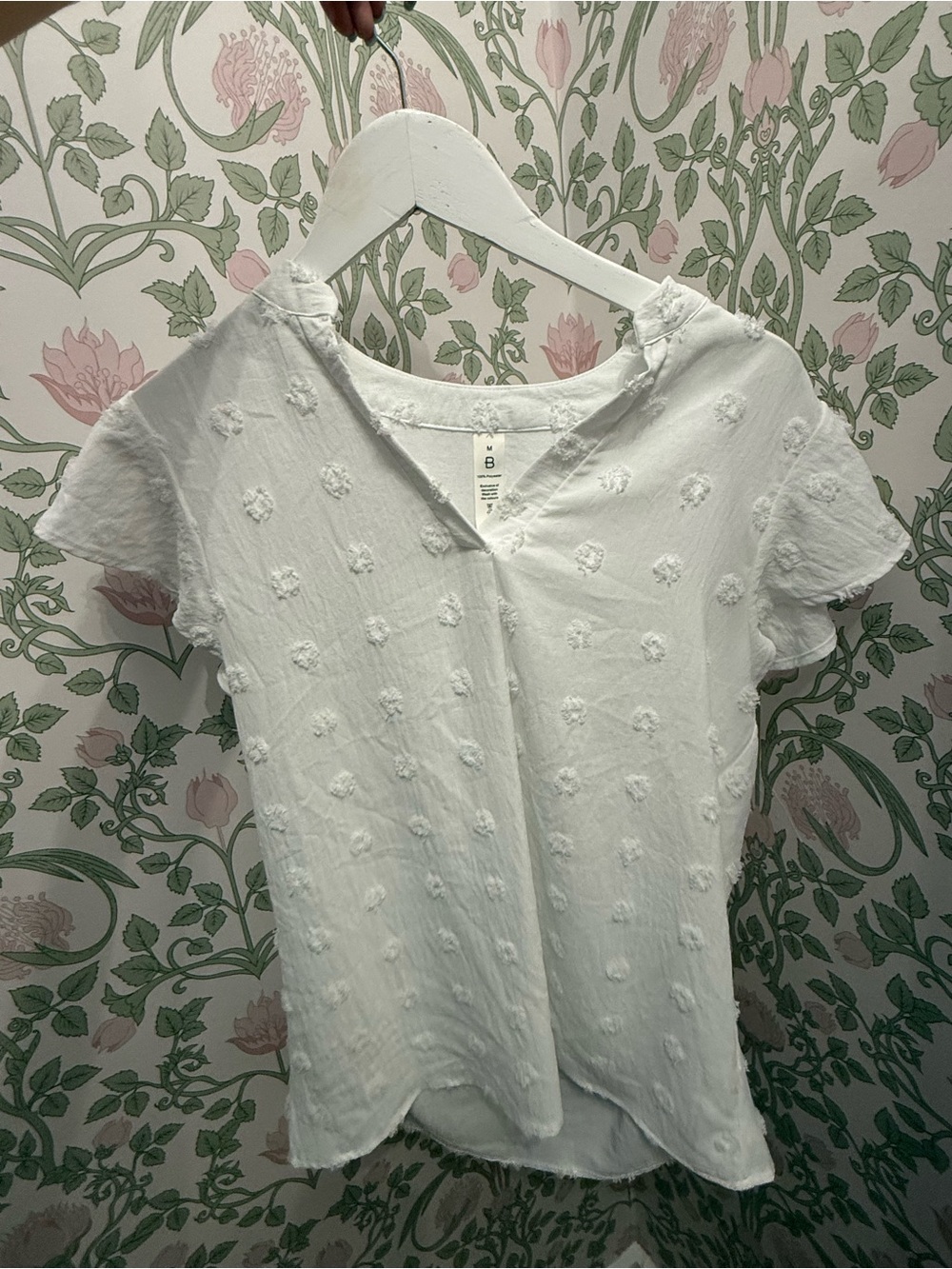 Amazon White Textured Dot Short Sleeve Blouse - S